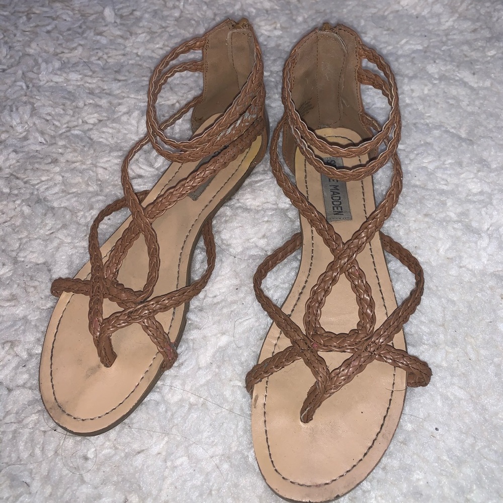 Steve Madden braided sandal size 7